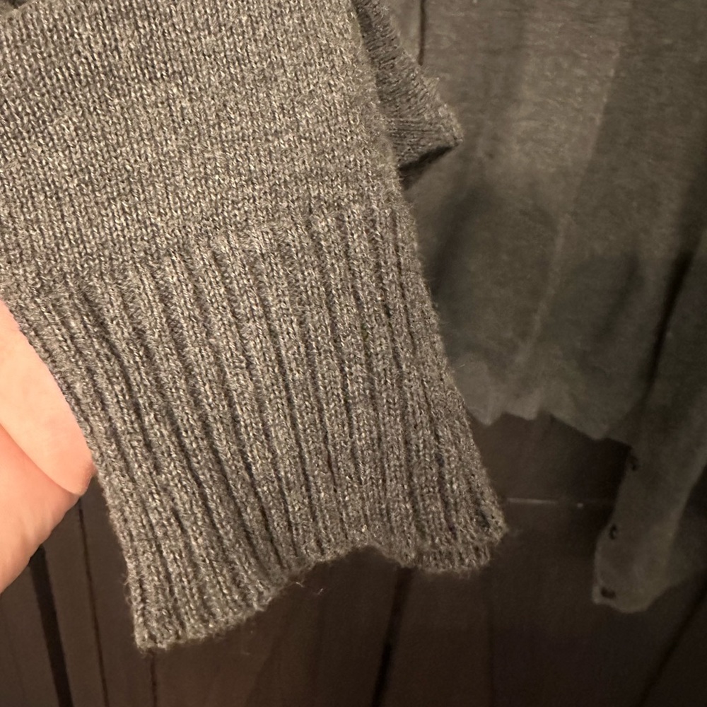 Weatherproof Gray Cardigan Size Medium - Picture 3 of 3